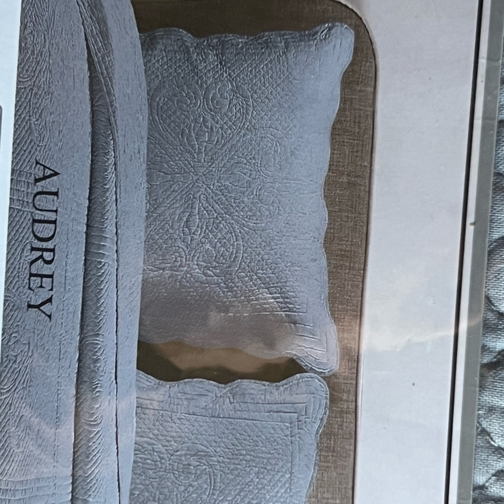 Audrey Hudson & Main Euro Sham | Only 1 - Picture 5 of 6